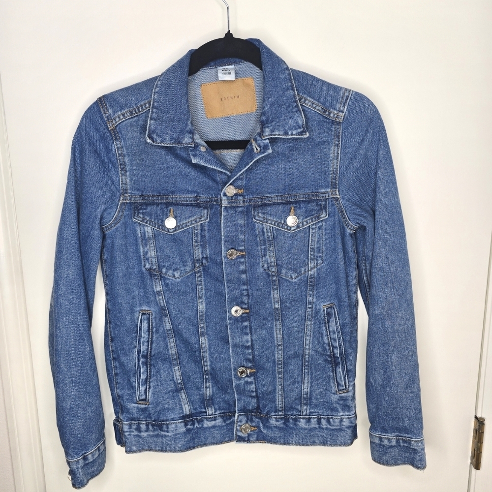 &Denim Women's Blue Denim Trucker Jacket Size 2